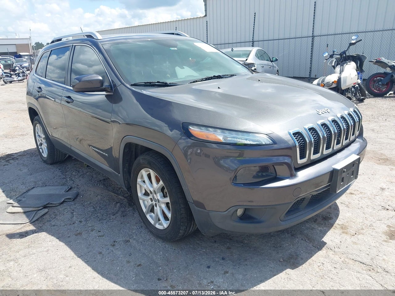1C4PJLCB7EW****** · 2014 JEEP CHEROKEE LATITUDE
