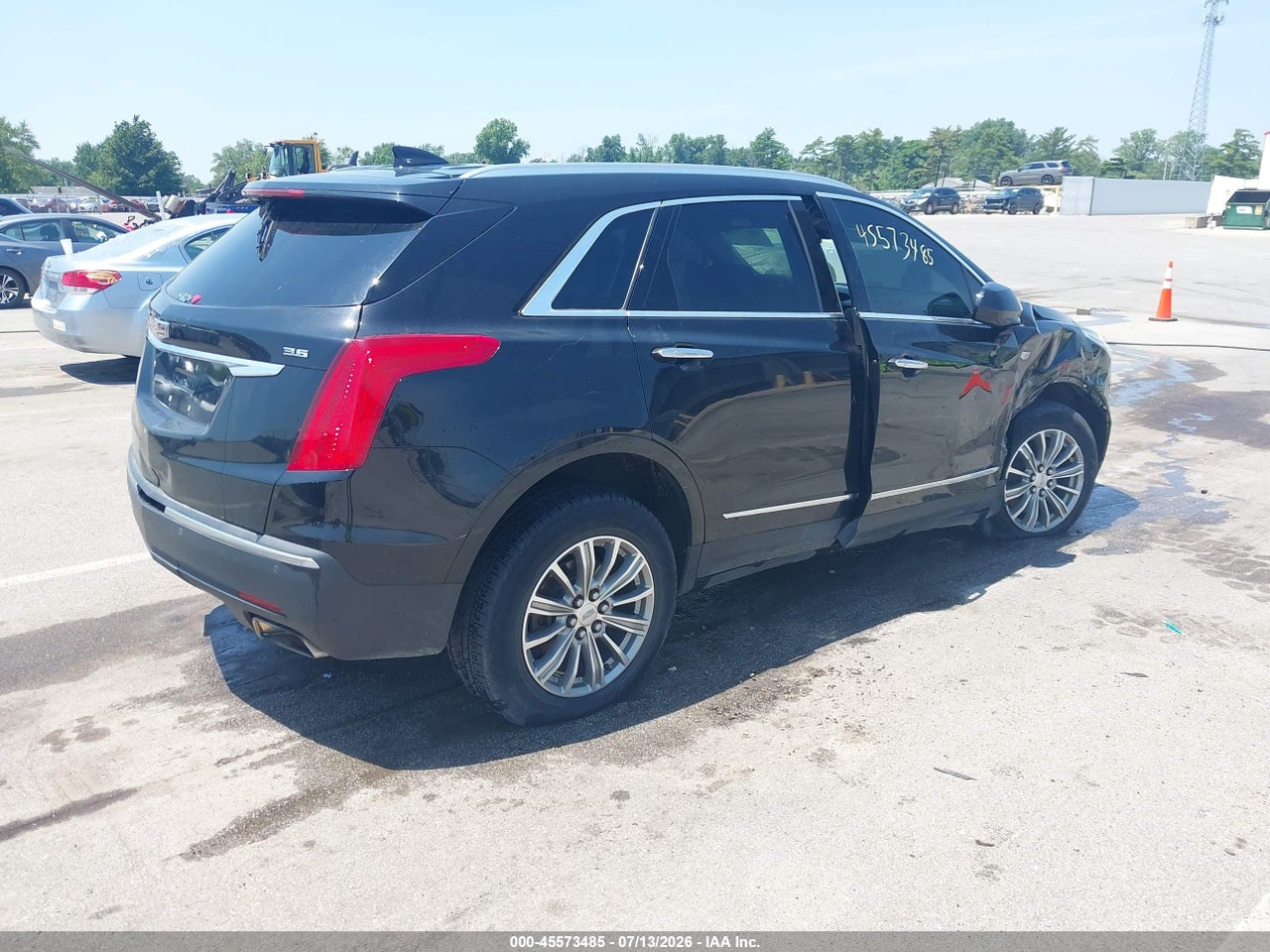 2017 CADILLAC XT5 LUXURY · 4/11
