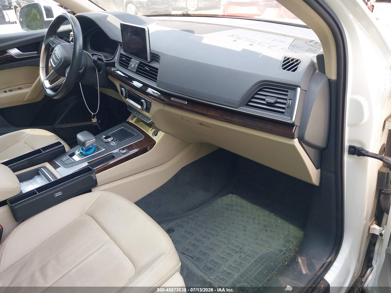 2018 AUDI Q5 2.0T PREMIUM/2.0T TECH PREMIUM · 5/11