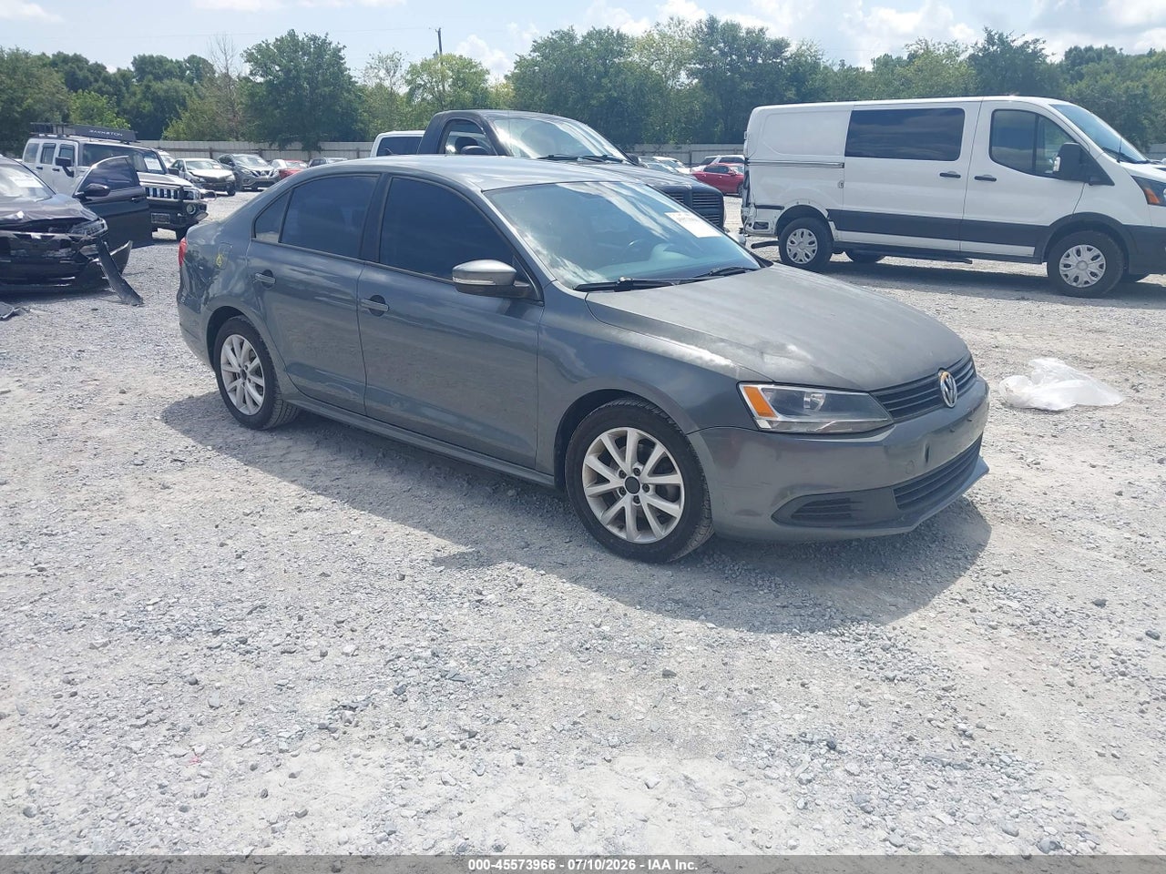 3VWDX7AJ3CM****** · 2012 VOLKSWAGEN JETTA 2.5L SE