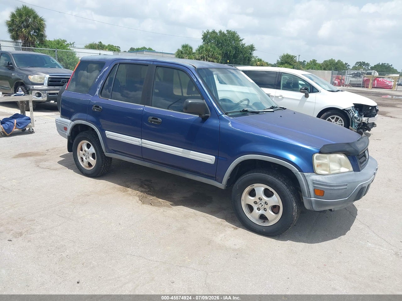JHLRD2844XC****** · 1999 HONDA CR-V LX