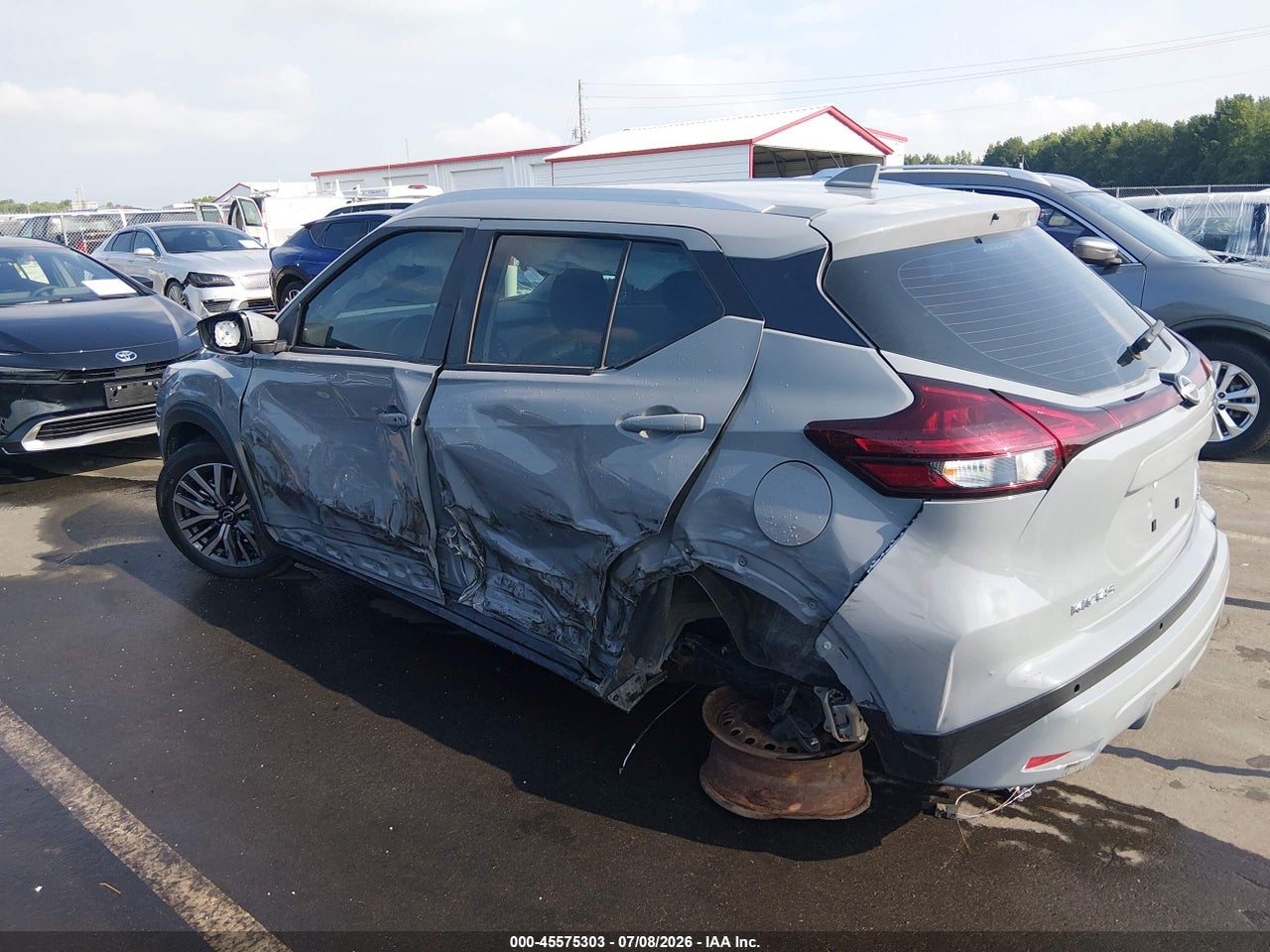 2024 NISSAN KICKS SV XTRONIC CVT · 3/11