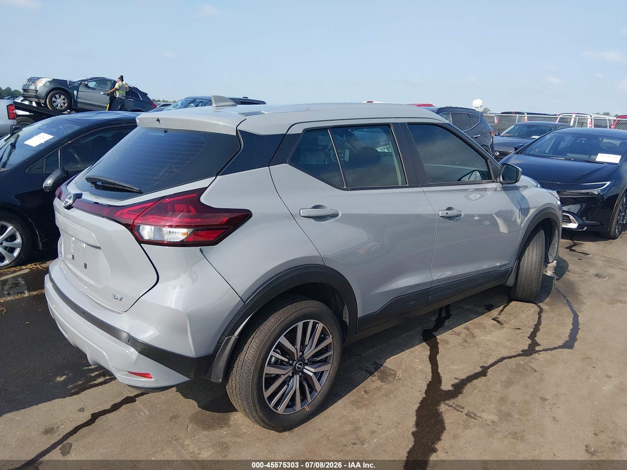 2024 NISSAN KICKS SV XTRONIC CVT · 4/11