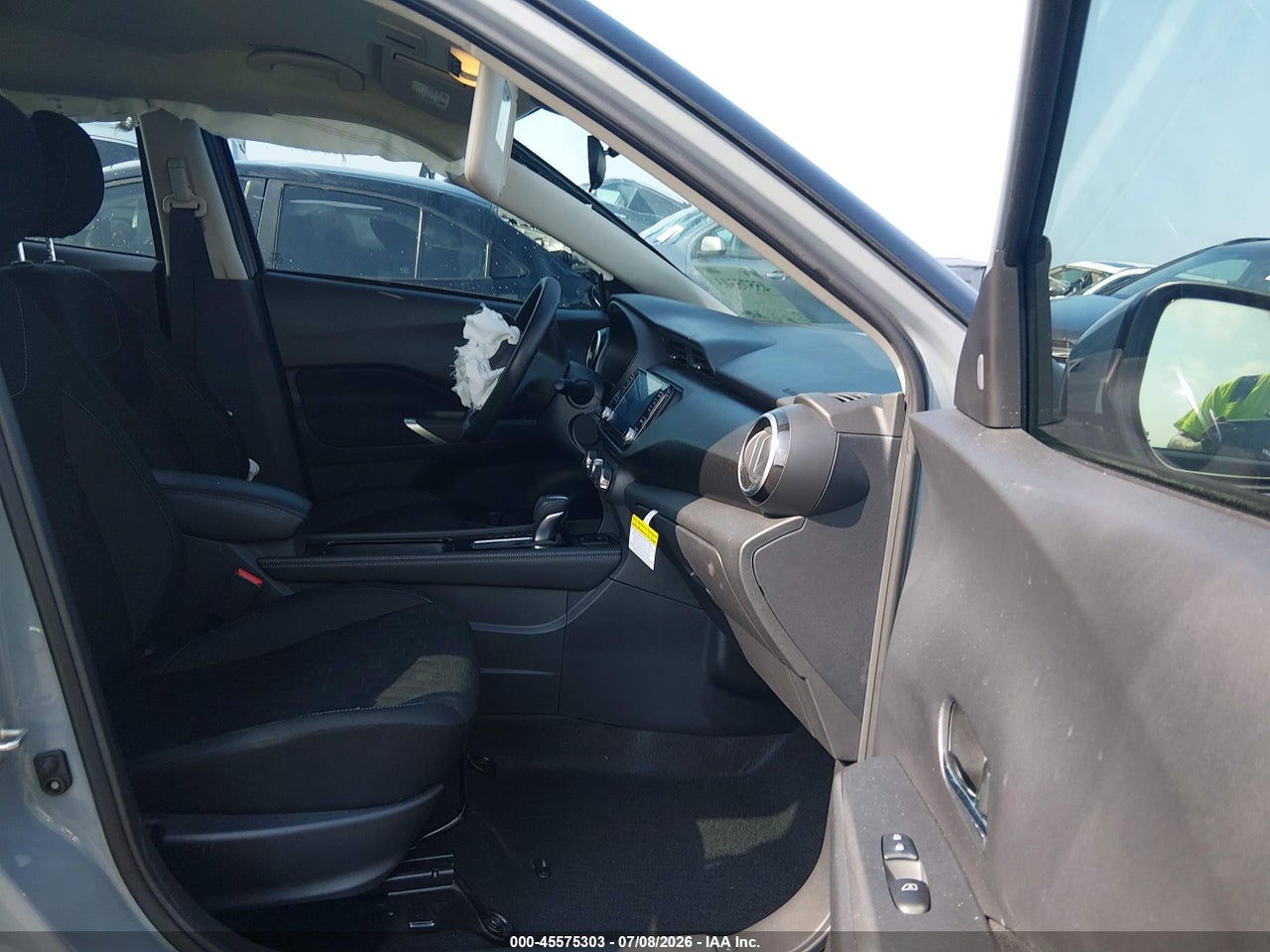 2024 NISSAN KICKS SV XTRONIC CVT · 5/11