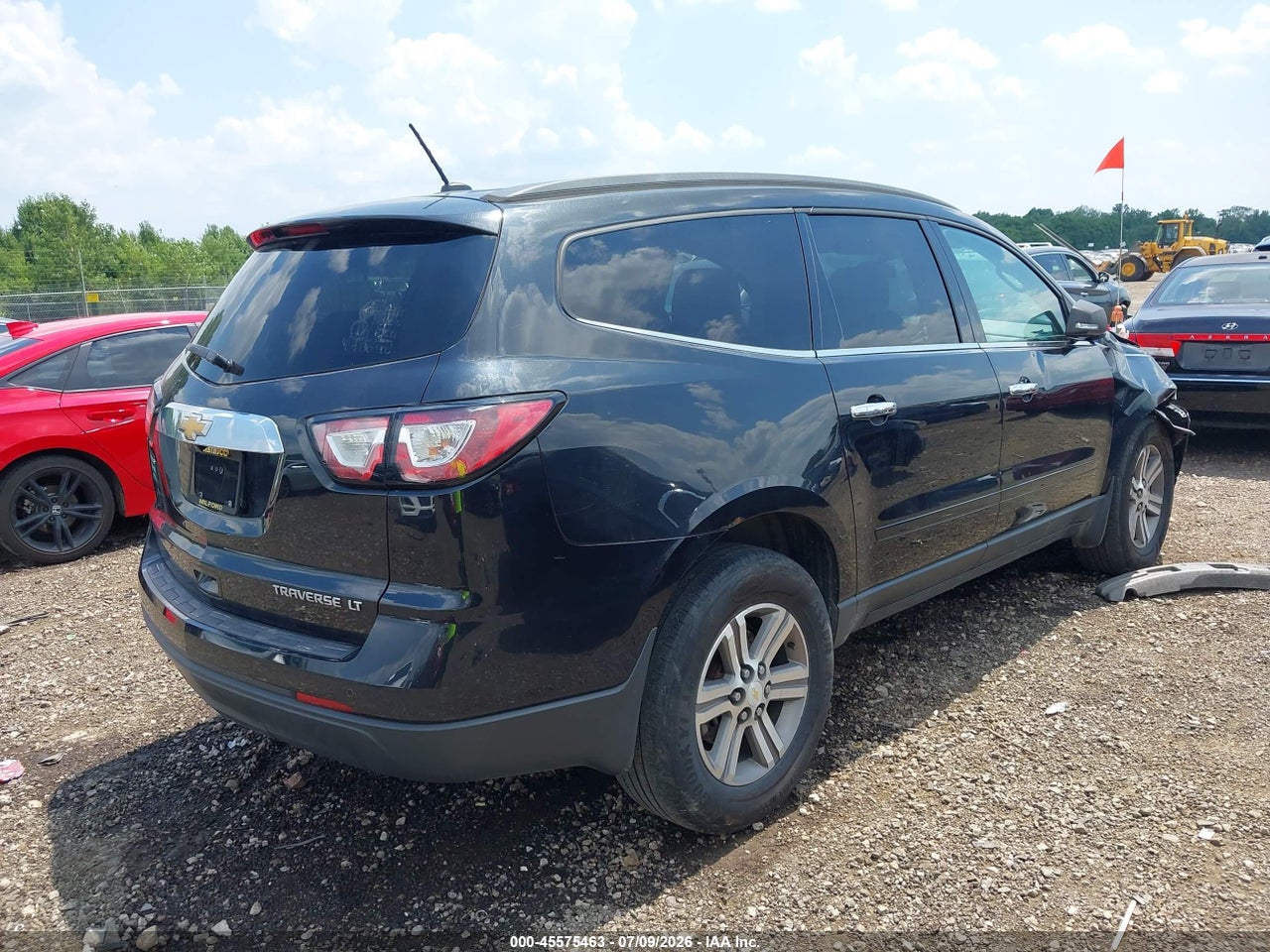 2015 CHEVROLET TRAVERSE LT · 4/11