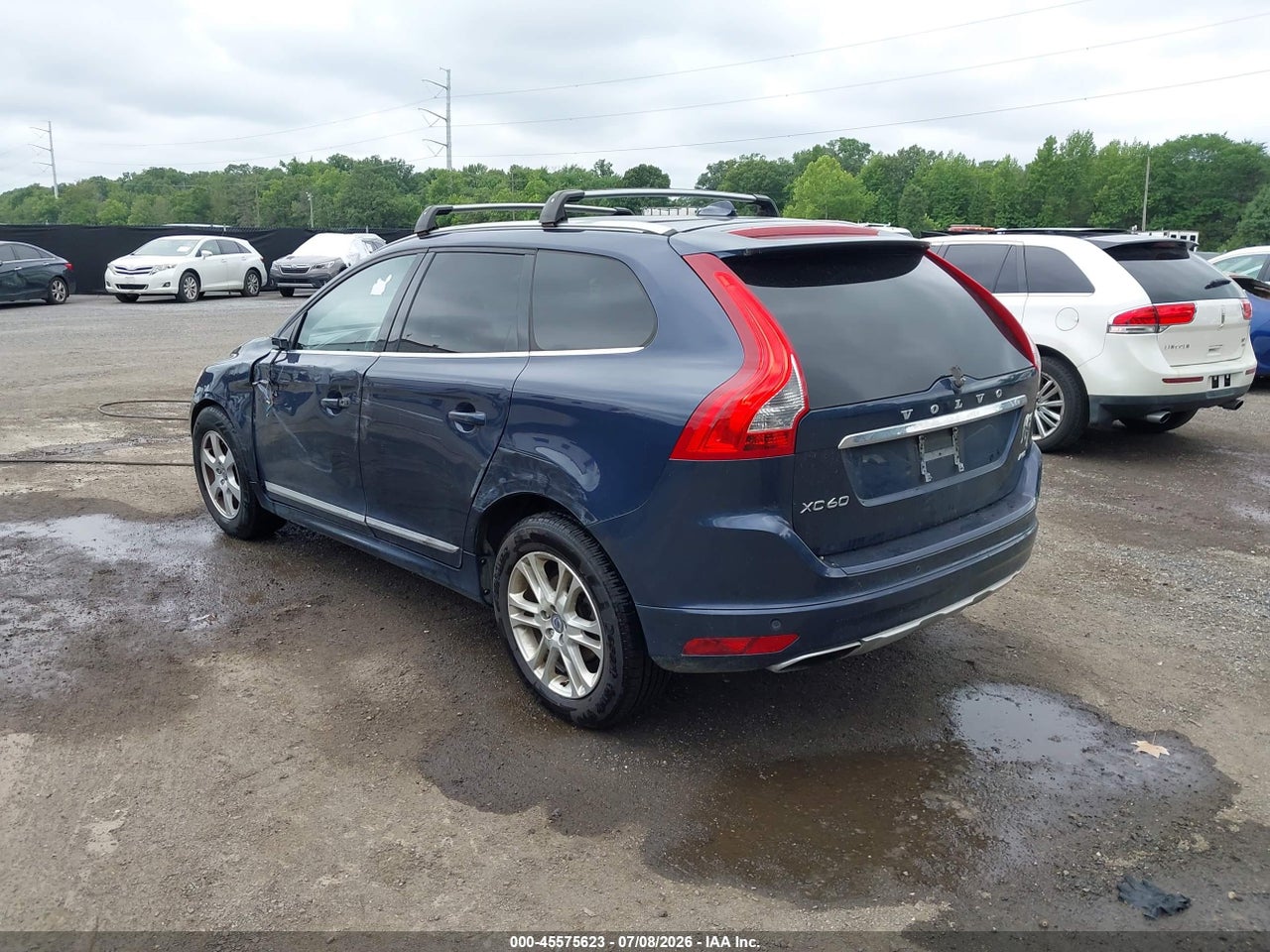 2014 VOLVO XC60 3.2 PLATINUM · 3/11