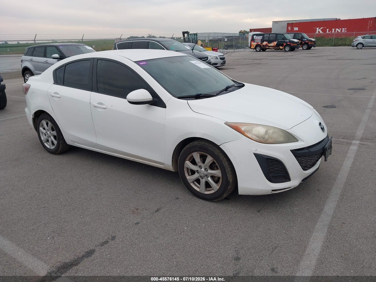 JM1BL1VG7B1****** · 2011 MAZDA MAZDA3 I TOURING