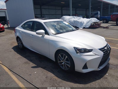 2018 LEXUS IS 300