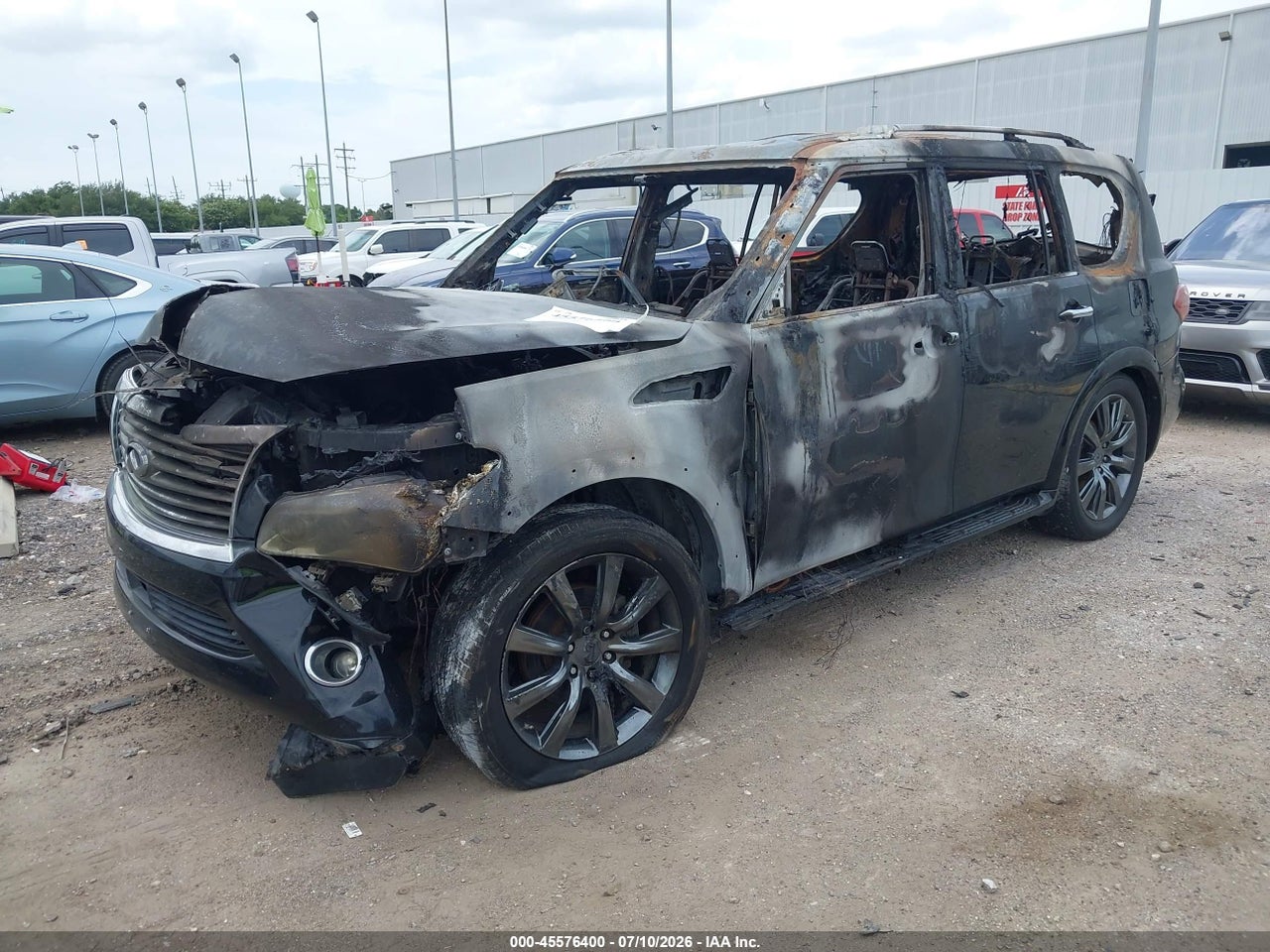 2012 INFINITI QX56 · 2/10