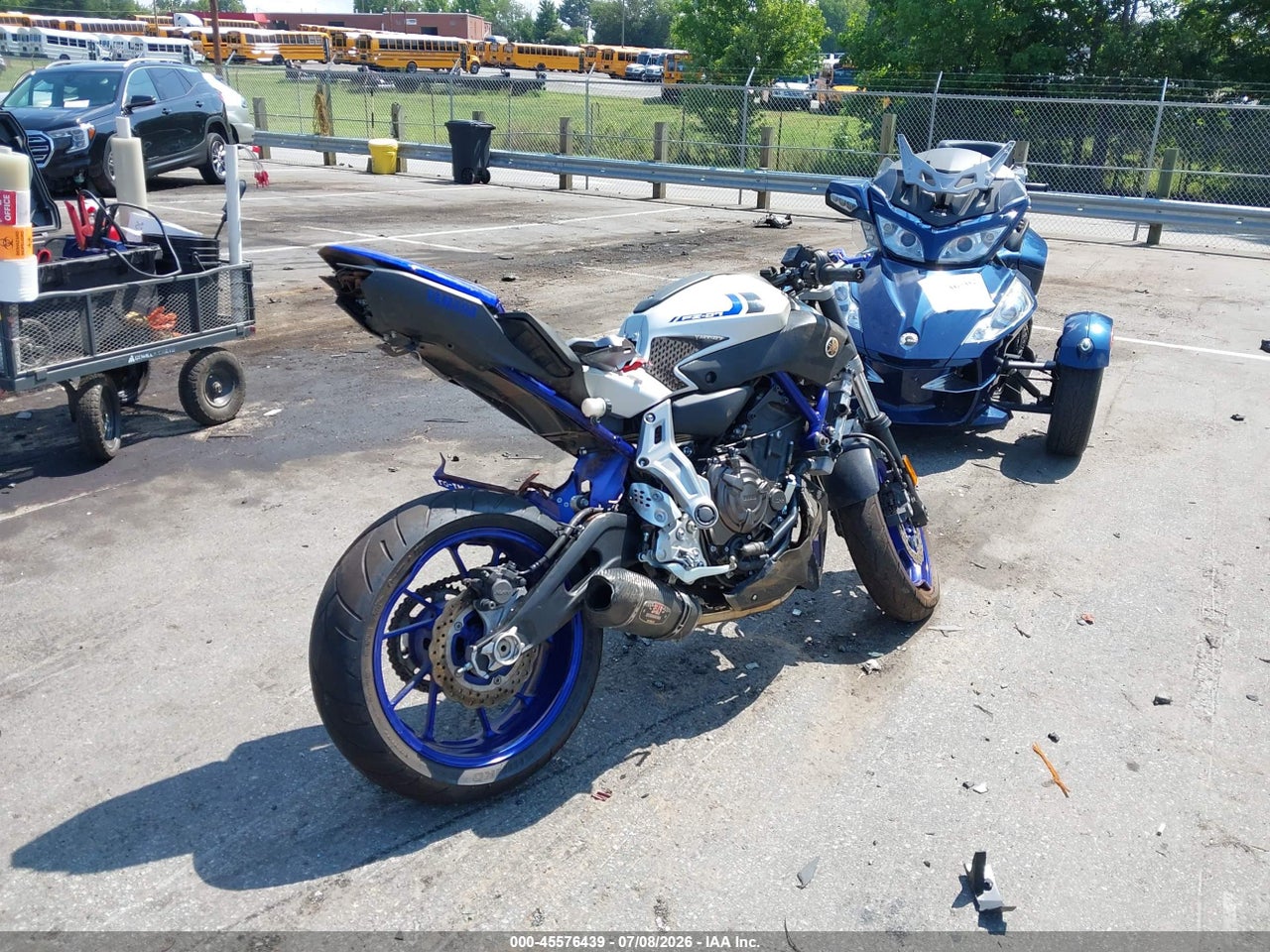 2016 YAMAHA FZ07 · 4/11