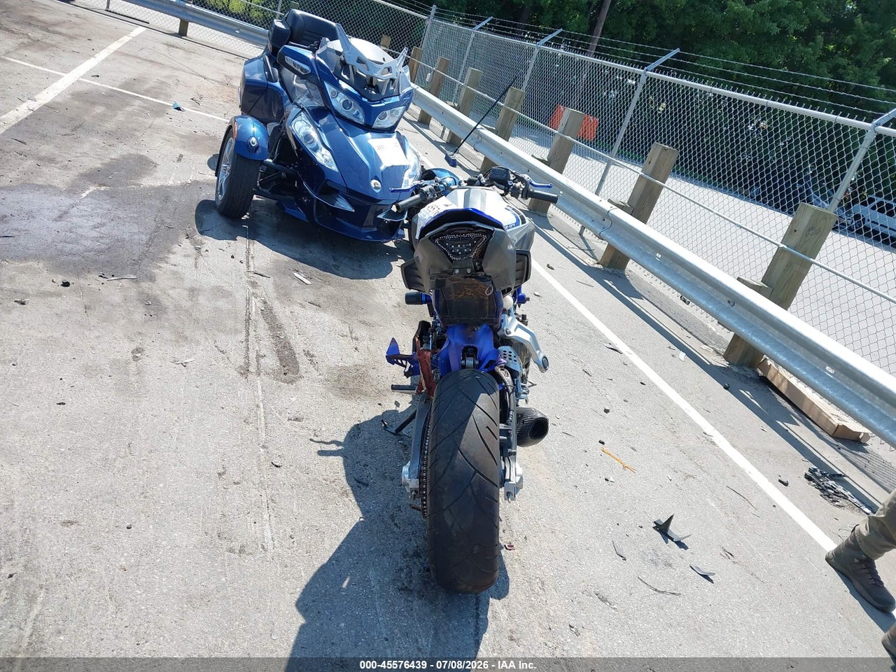 2016 YAMAHA FZ07 · 6/11