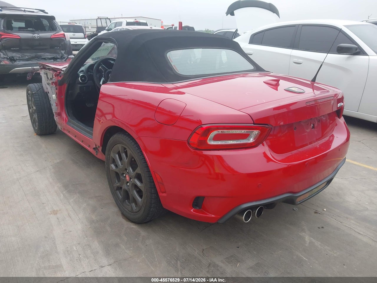 2019 FIAT 124 SPIDER ABARTH · 3/11