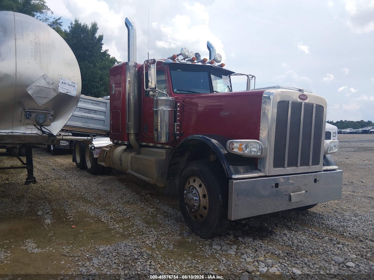 1XPXDP9X3ED****** · 2014 PETERBILT 389