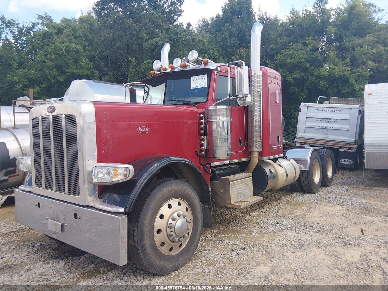 2014 PETERBILT 389   · 2/4