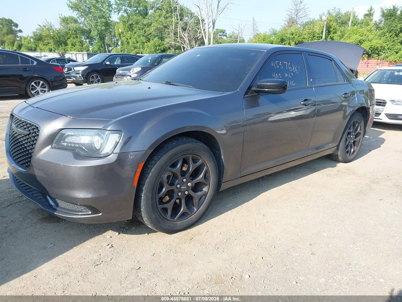 2022 CHRYSLER 300 TOURING AWD · 2/11