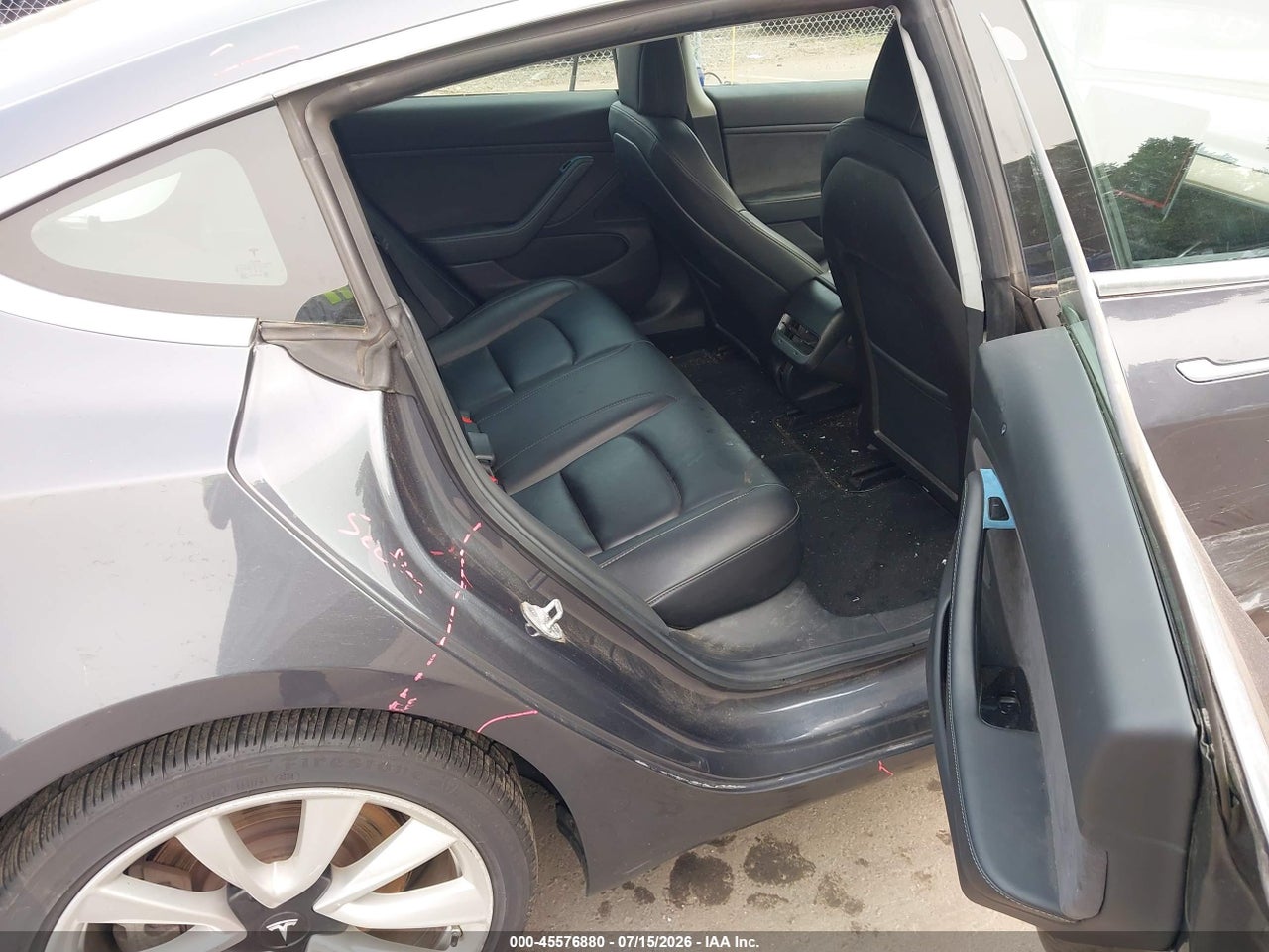 5YJ3E1EB2KF****** · 2019 TESLA MODEL 3 LONG RANGE/PERFORMANCE · 8/11