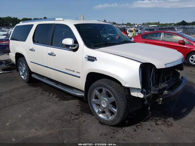 1GYS4HEF5BR****** · 2011 CADILLAC ESCALADE ESV LUXURY