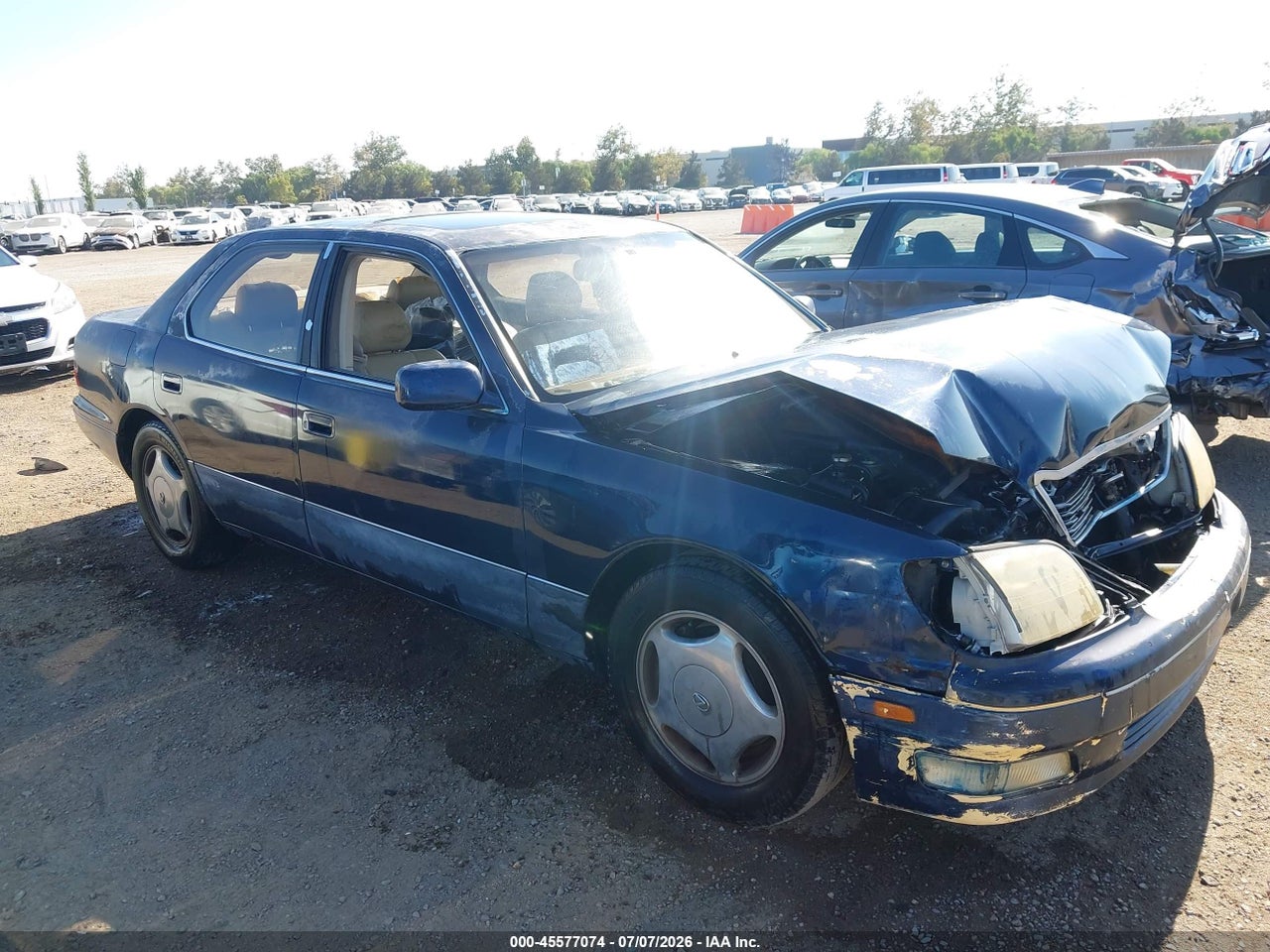 JT8BH28F3W0****** · 1998 LEXUS LS 400