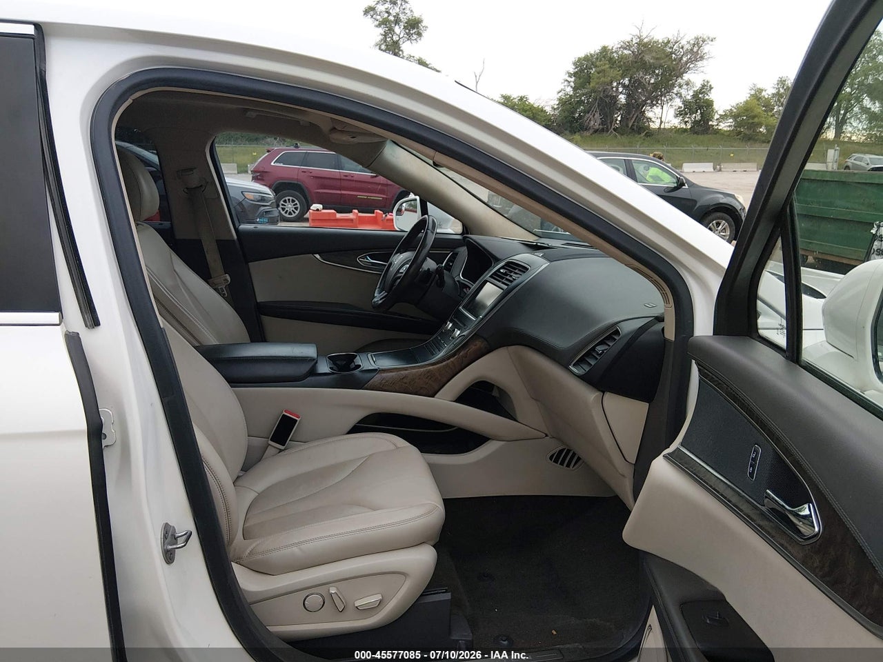 2016 LINCOLN MKX SELECT · 5/11