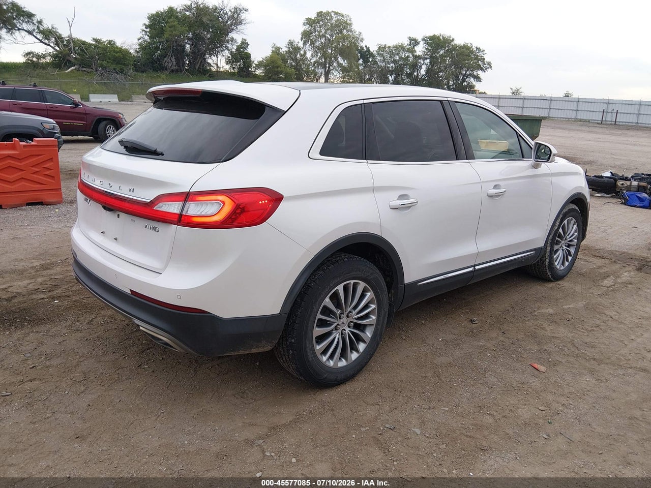 2016 LINCOLN MKX SELECT · 4/11