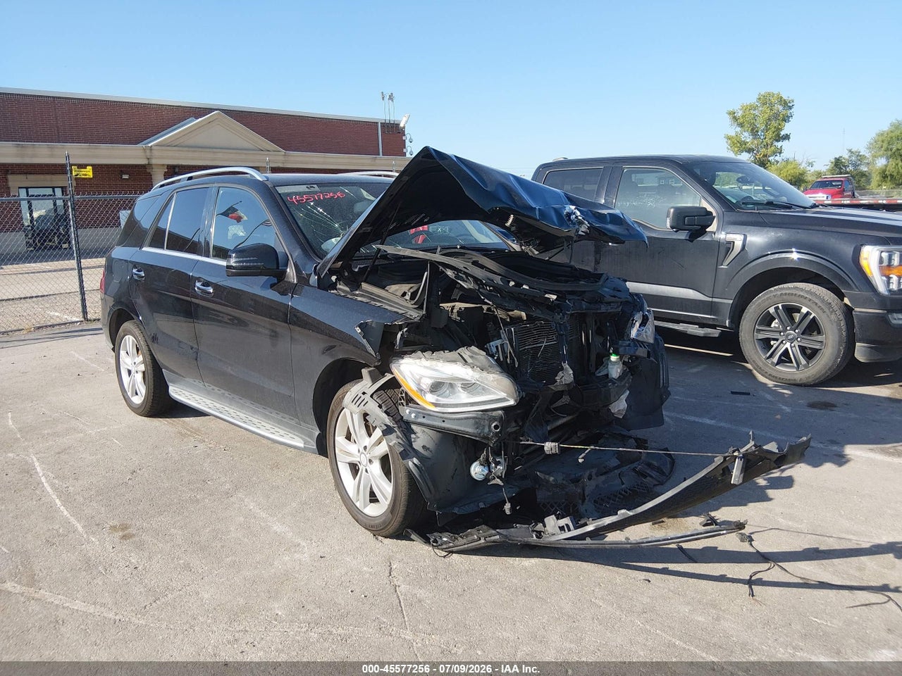 4JGDA5JB5FA****** · 2015 MERCEDES-BENZ ML 350