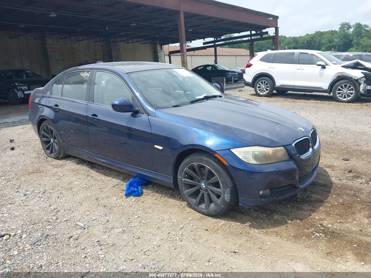 WBAPH7G54BN****** · 2011 BMW 328I
