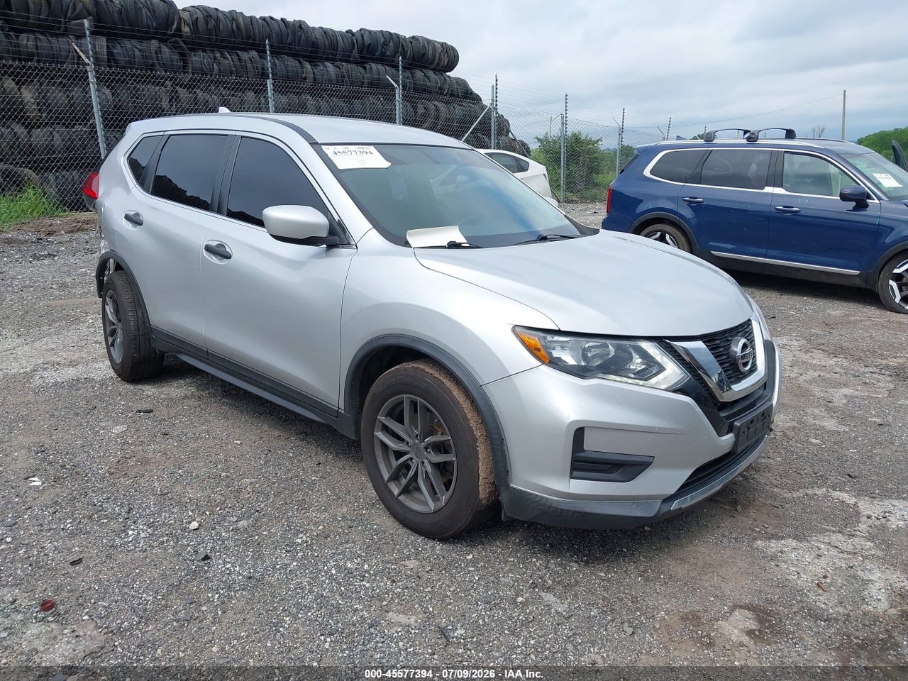 KNMAT2MT6HP****** · 2017 NISSAN ROGUE S