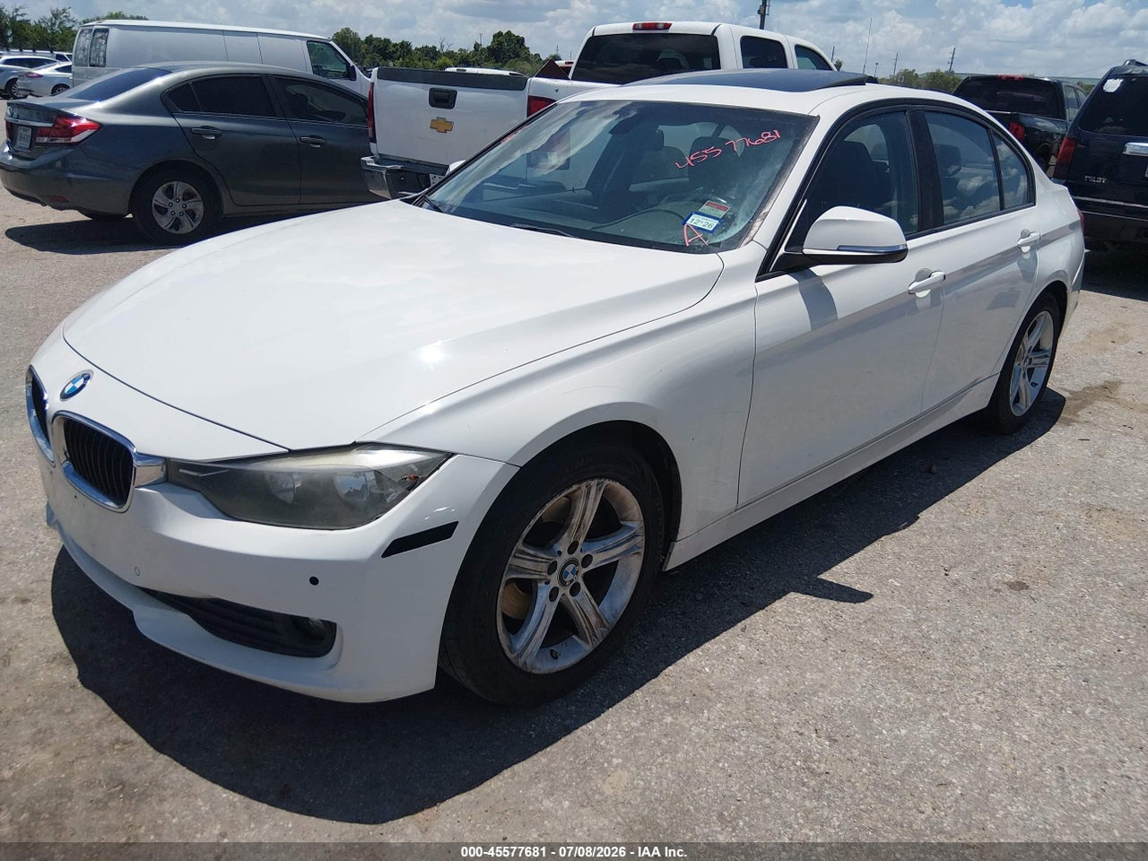 2015 BMW 320I   · 2/11