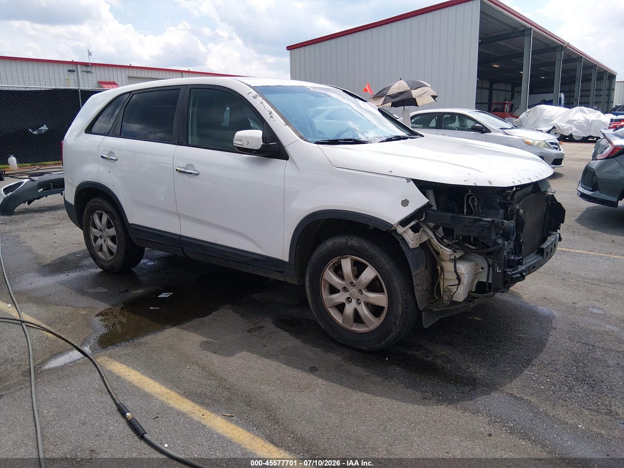 5XYKT3A18BG****** · 2011 KIA SORENTO LX