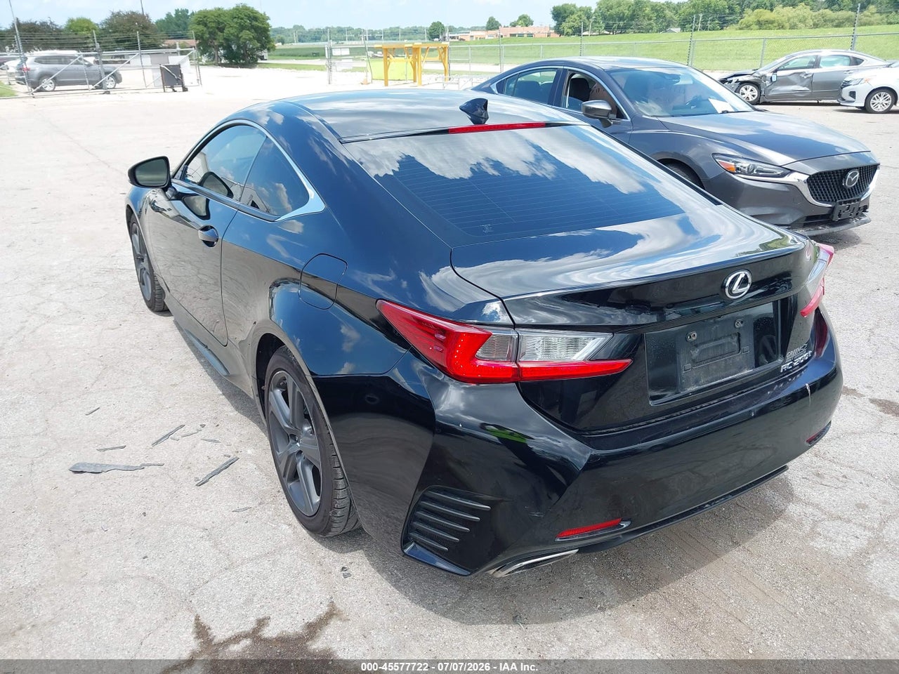 2017 LEXUS RC 200T · 3/11