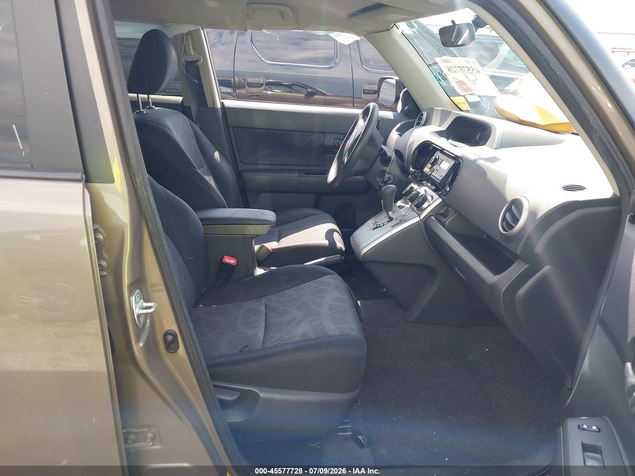 2012 SCION XB · 5/11