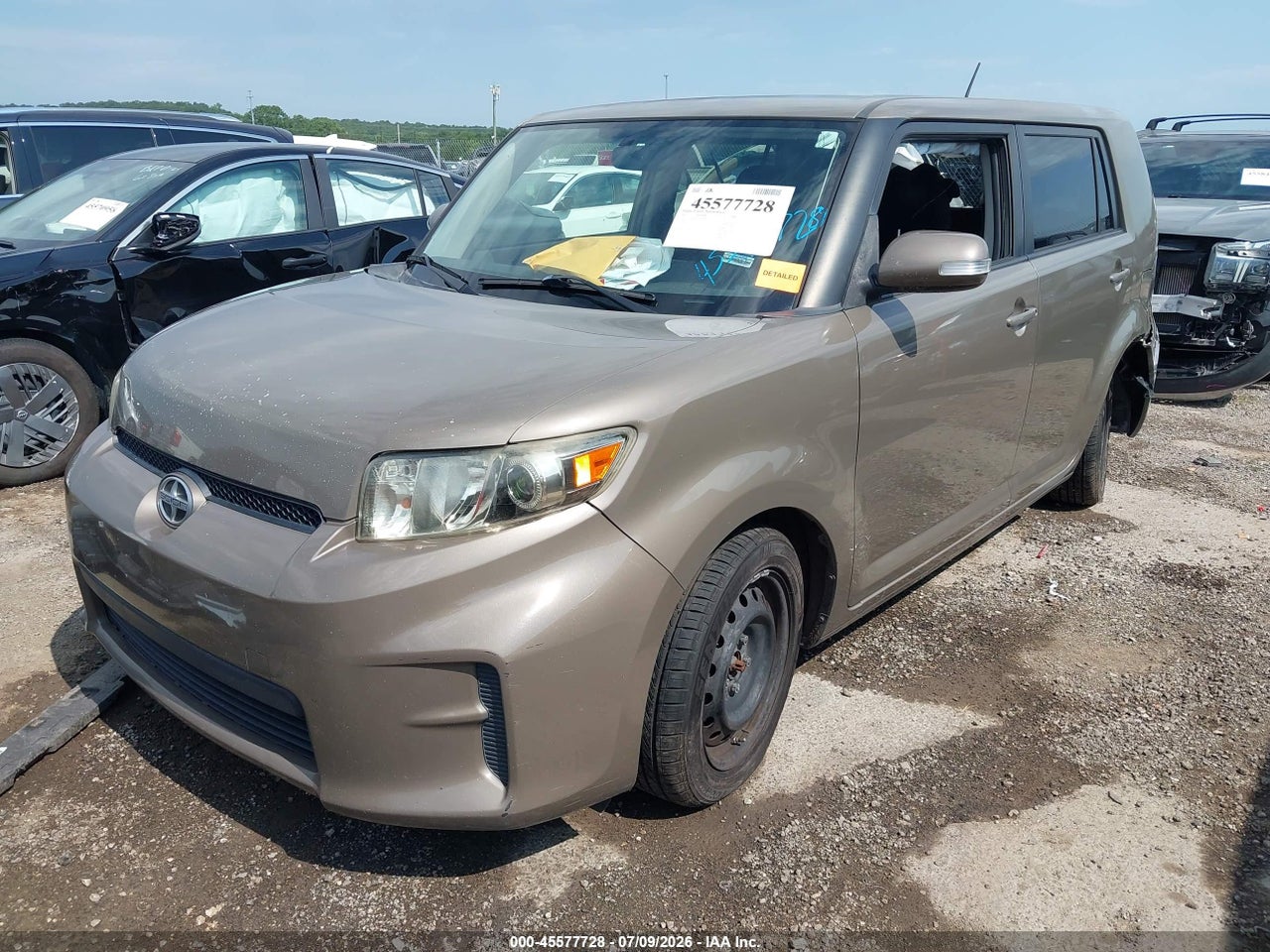 2012 SCION XB · 2/11