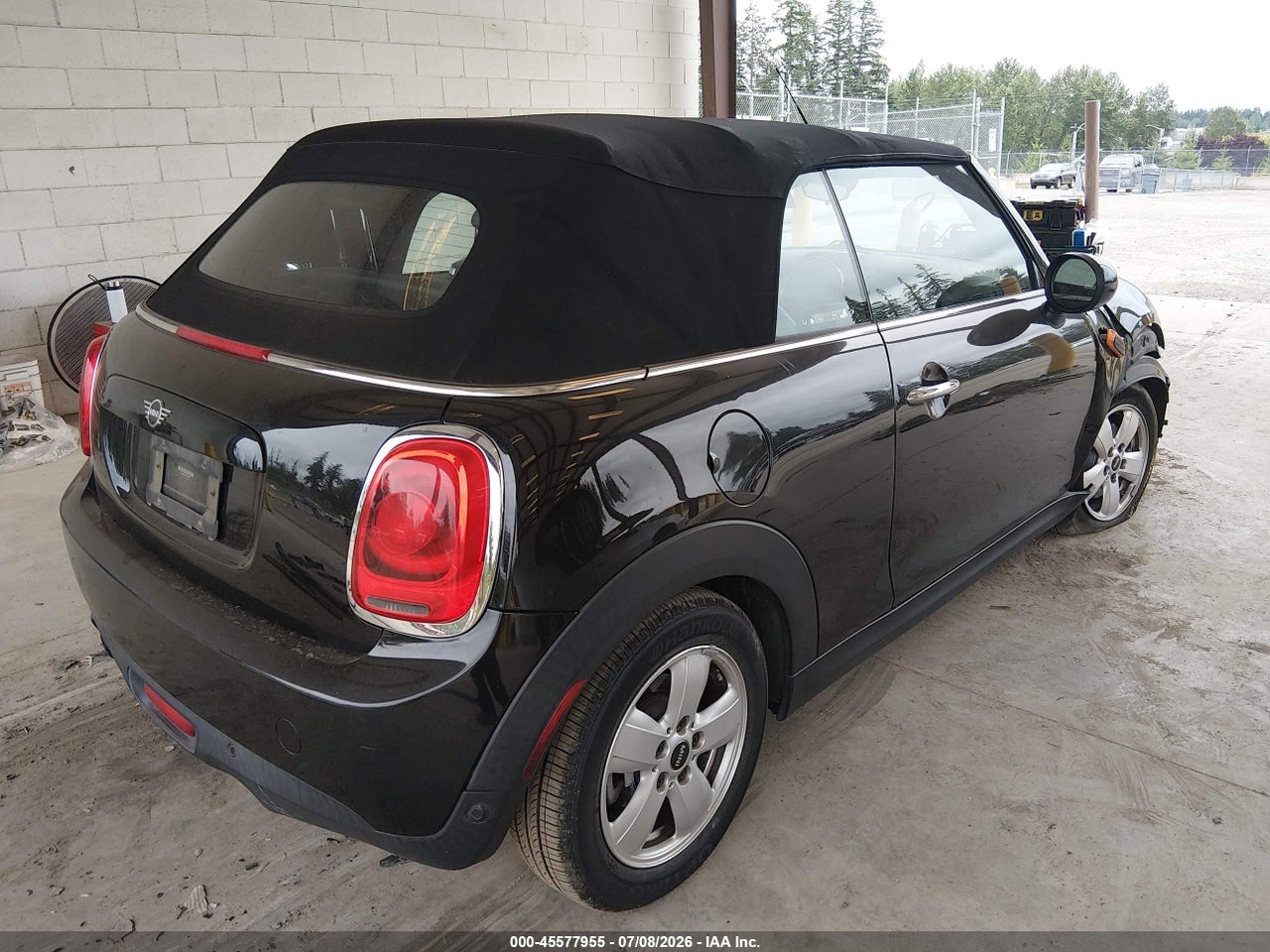 2019 MINI CONVERTIBLE COOPER · 4/11