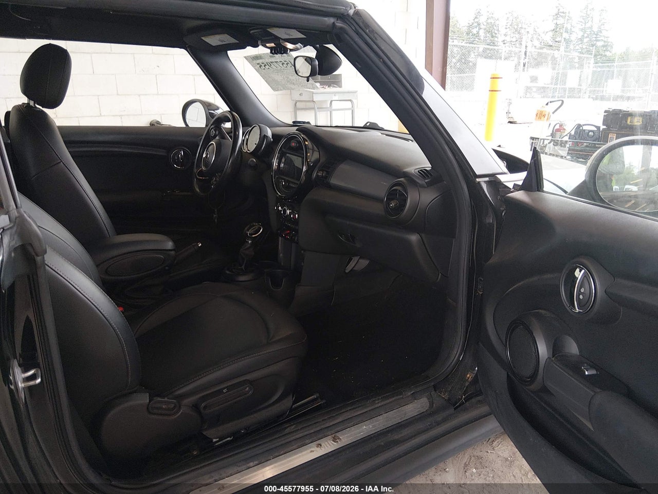 2019 MINI CONVERTIBLE COOPER · 5/11