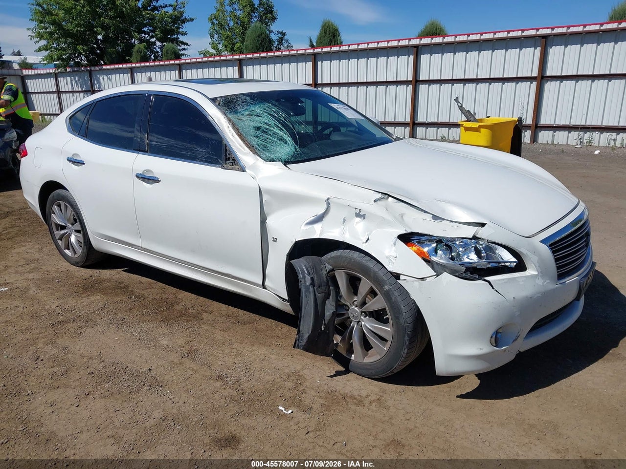 JN1BY1ARXEM****** · 2014 INFINITI Q70 3.7X