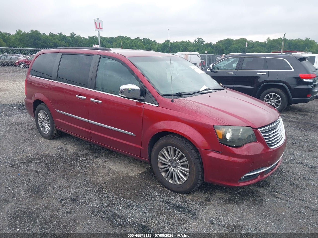 2C4RC1CG0GR****** · 2016 CHRYSLER TOWN &amp; COUNTRY TOURING-L