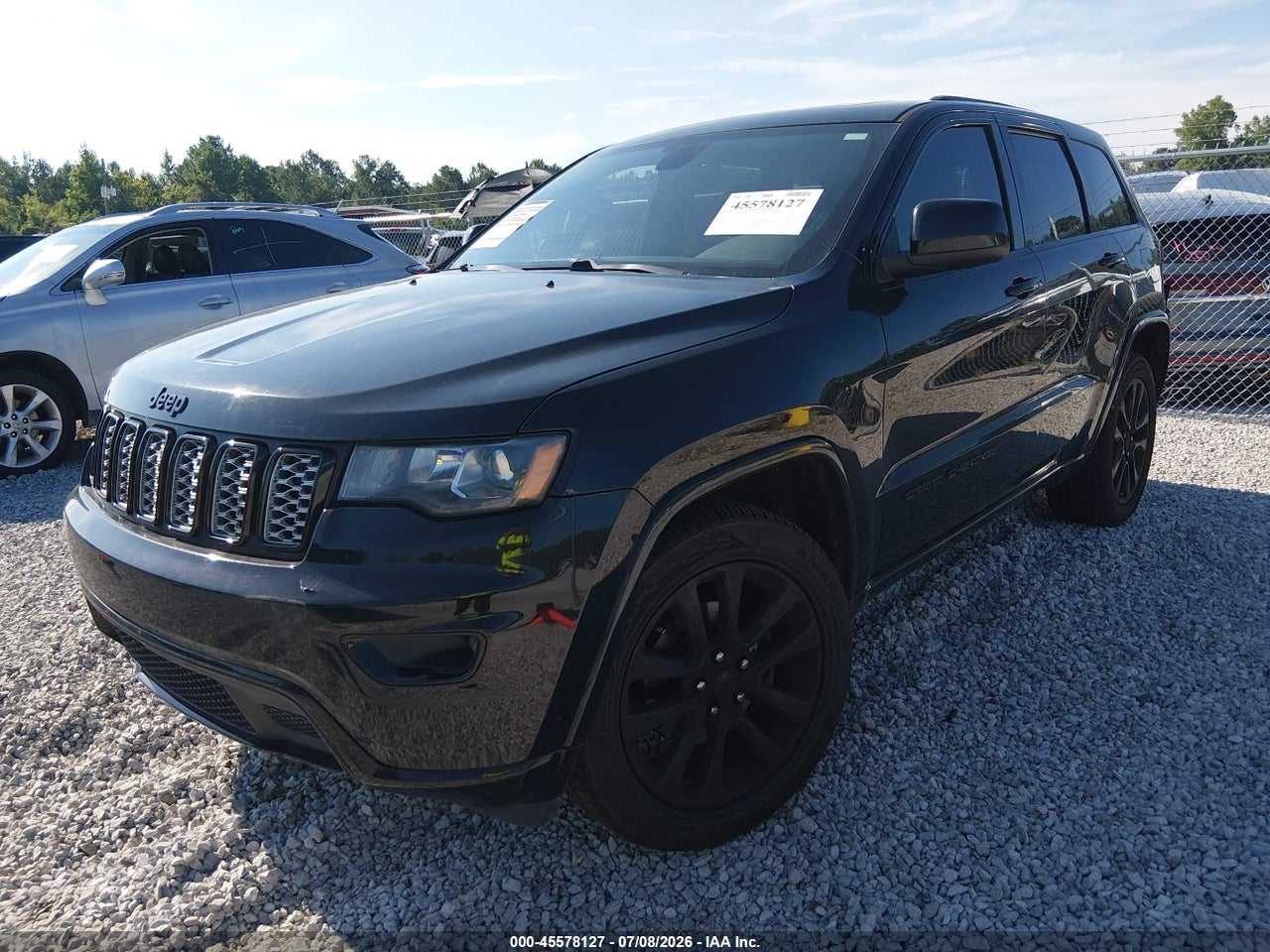 2017 JEEP GRAND CHEROKEE ALTITUDE · 2/11
