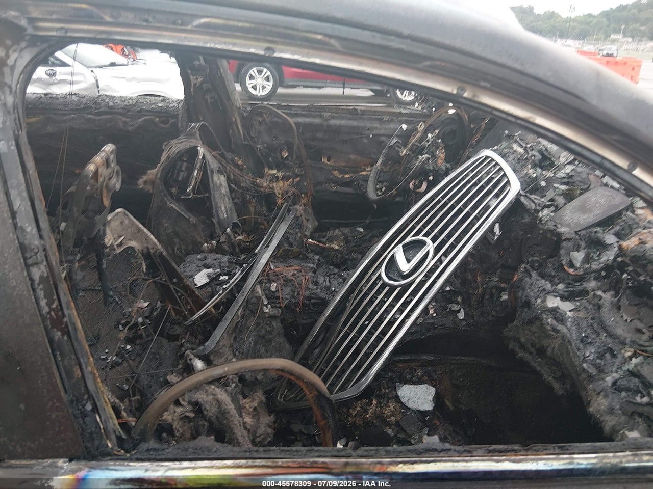 2008 LEXUS LS 460   · 5/10