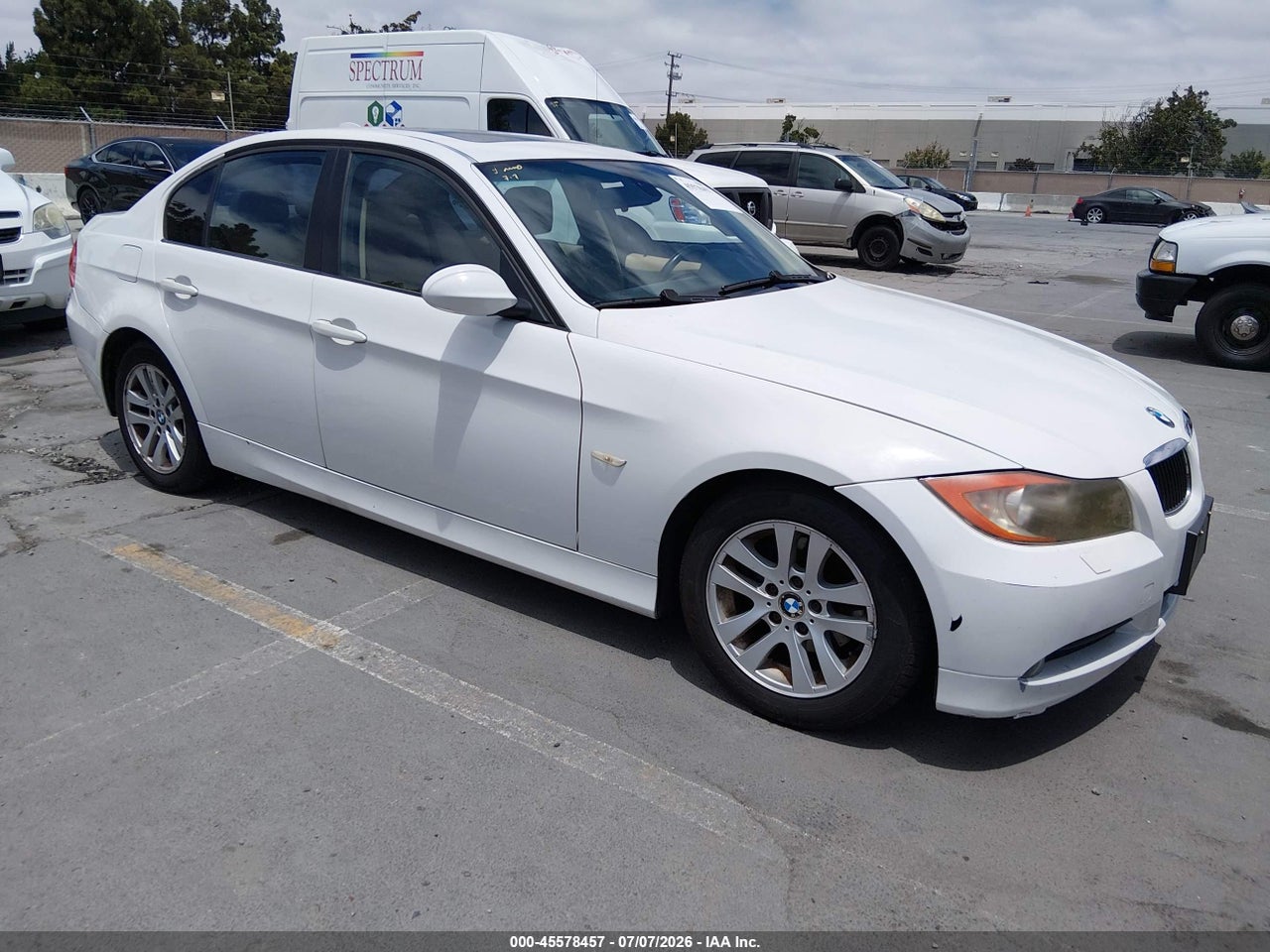 WBAVC93537K****** · 2007 BMW 328XI