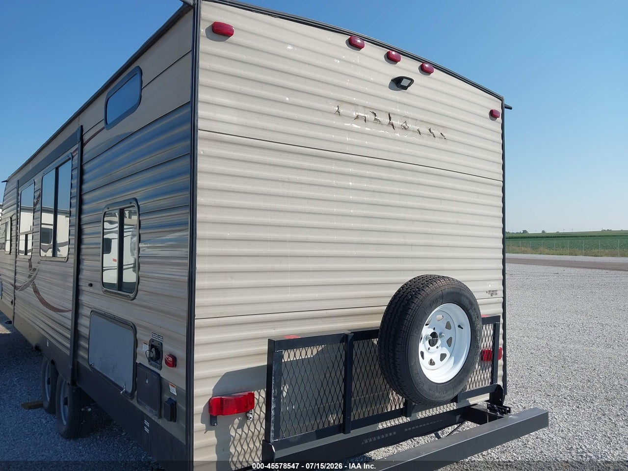 2015 FOREST RIVER CHEROKEE   · 6/11