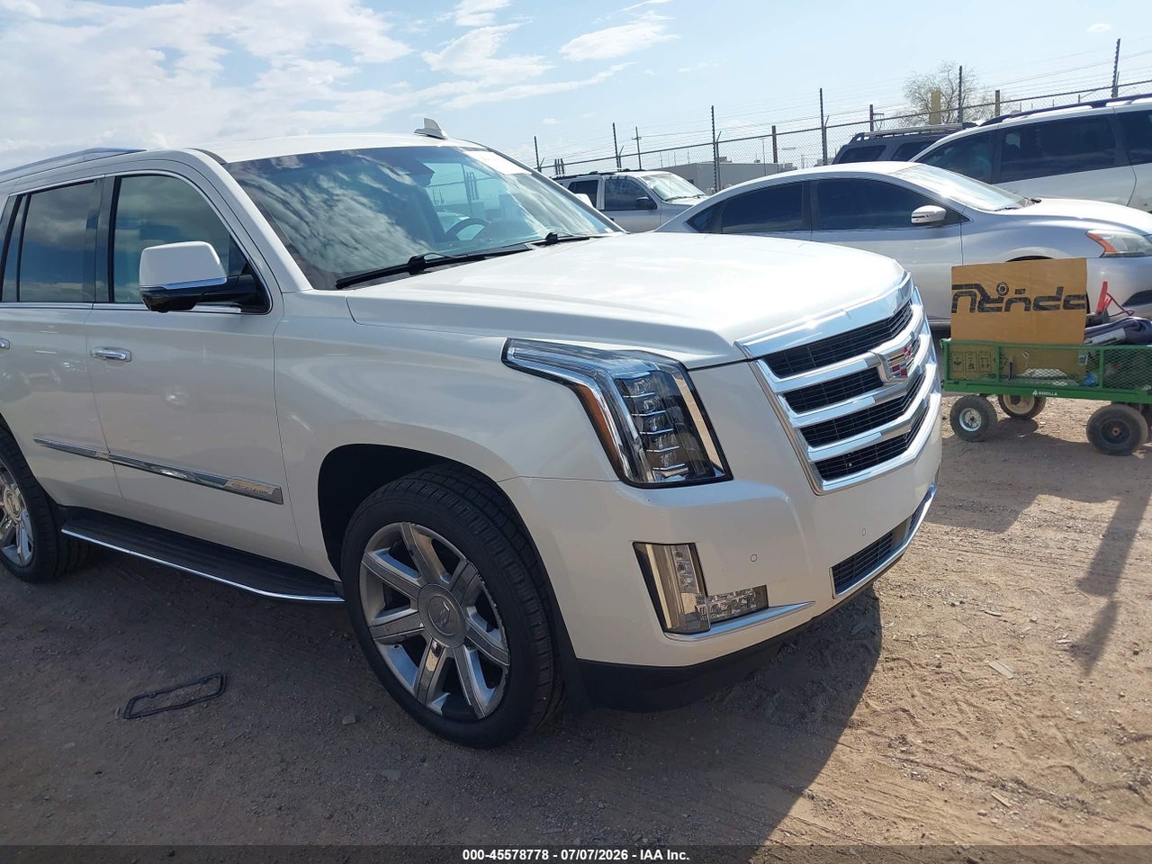 1GYS3NKJ3FR****** · 2015 CADILLAC ESCALADE PREMIUM