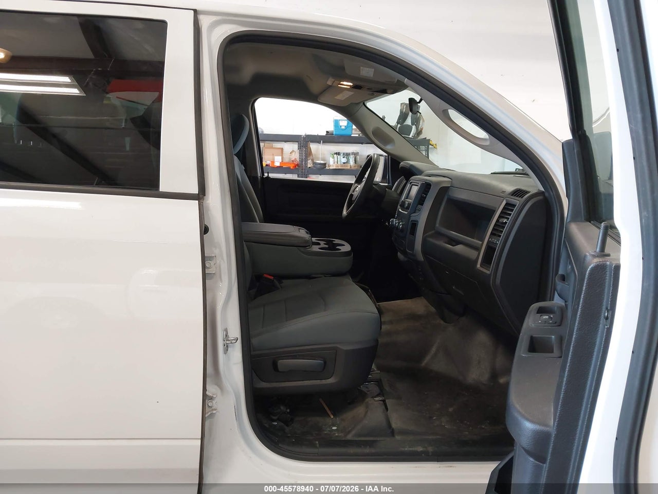 2019 RAM 1500 CLASSIC TRADESMAN  4X4 5'7 BOX · 5/11