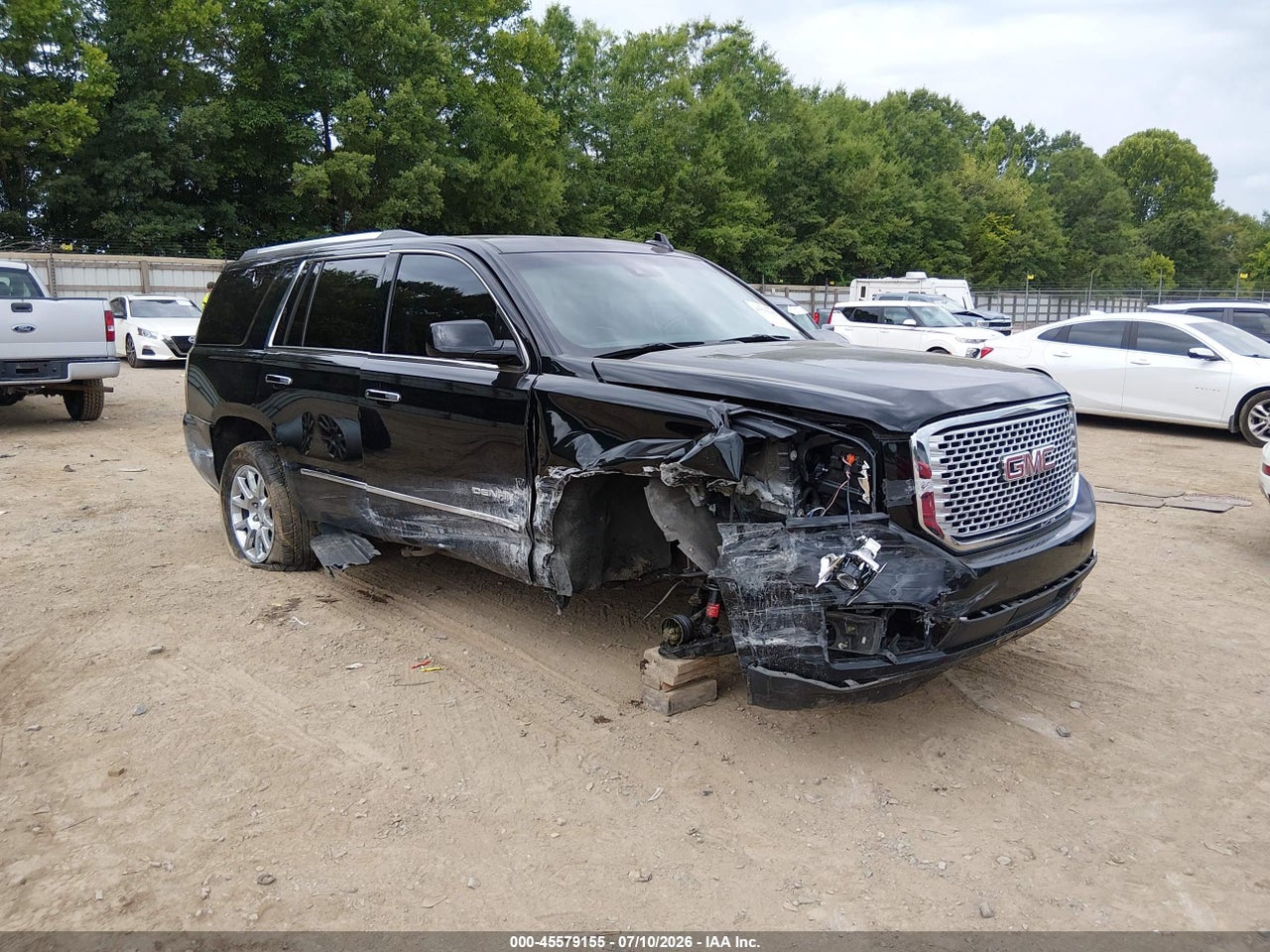 1GKS2CKJ3HR****** · 2017 GMC YUKON DENALI