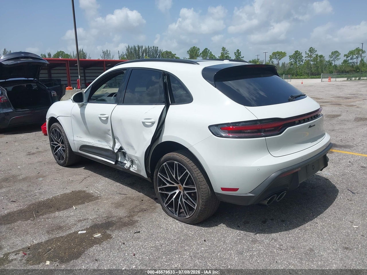 WP1AA2A51TL****** · 2026 PORSCHE MACAN T · 3/11