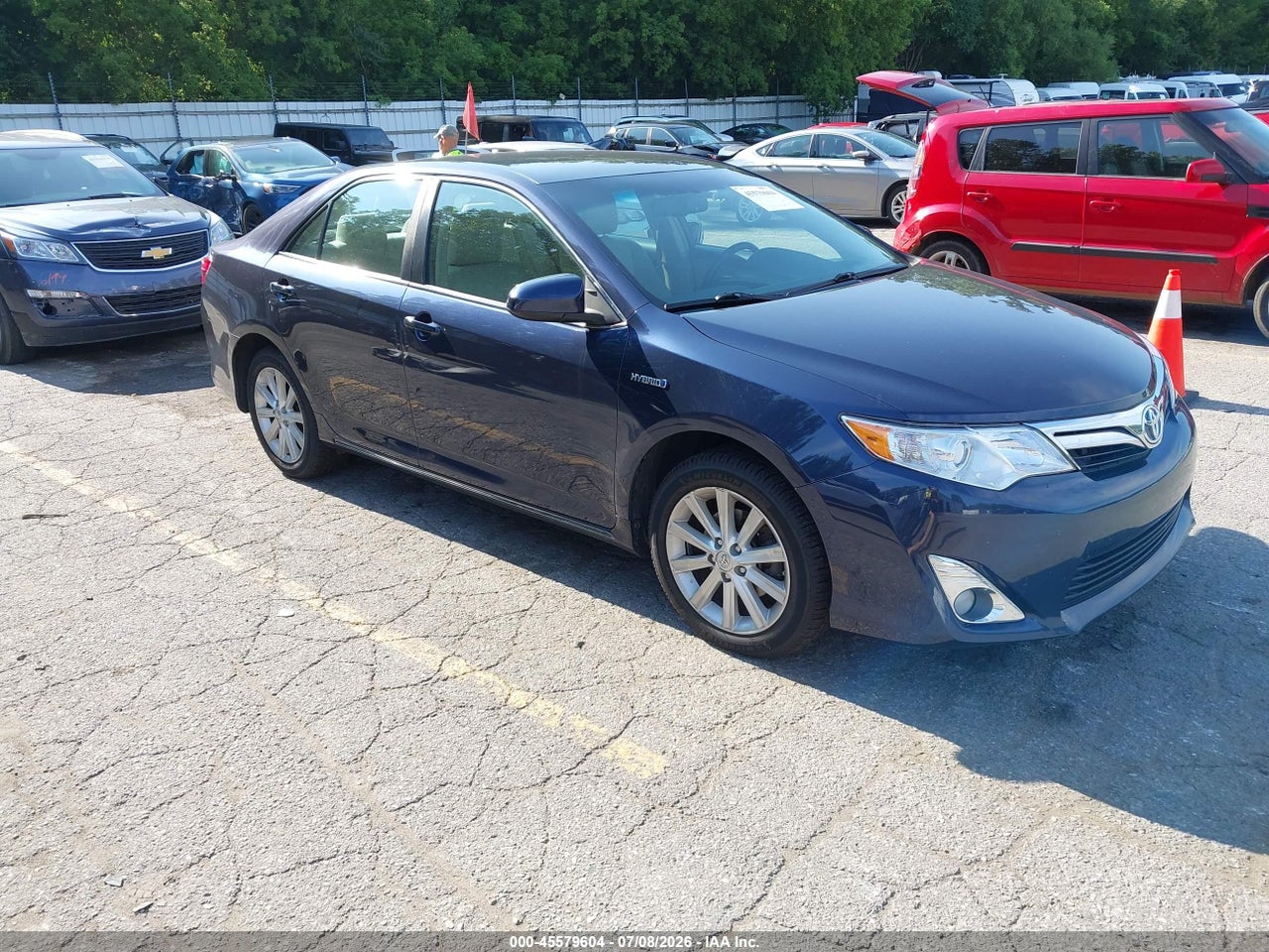 4T1BD1FK6EU****** · 2014 TOYOTA CAMRY HYBRID XLE