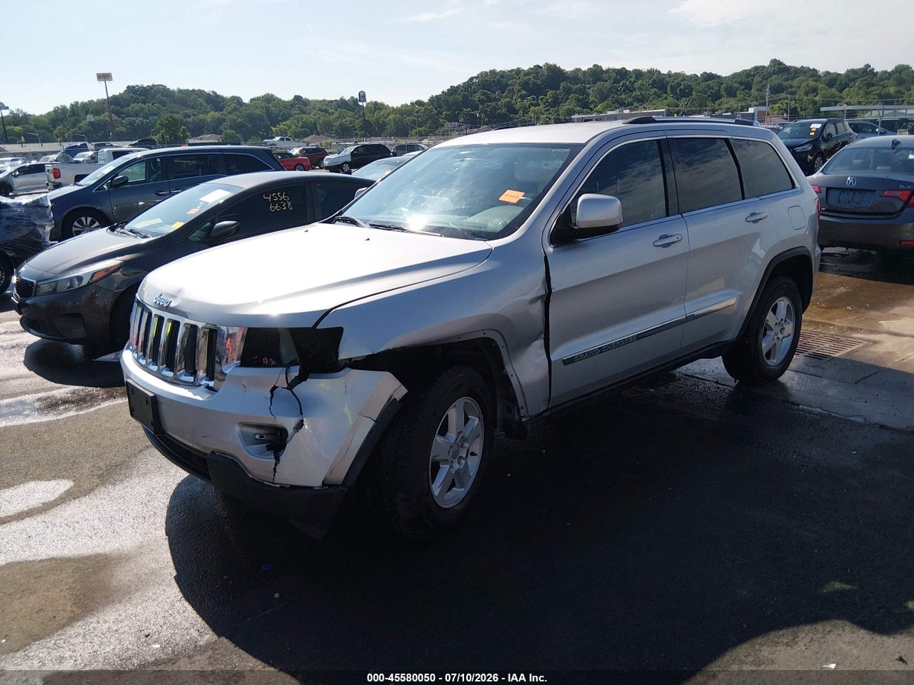 2013 JEEP GRAND CHEROKEE LAREDO · 2/11