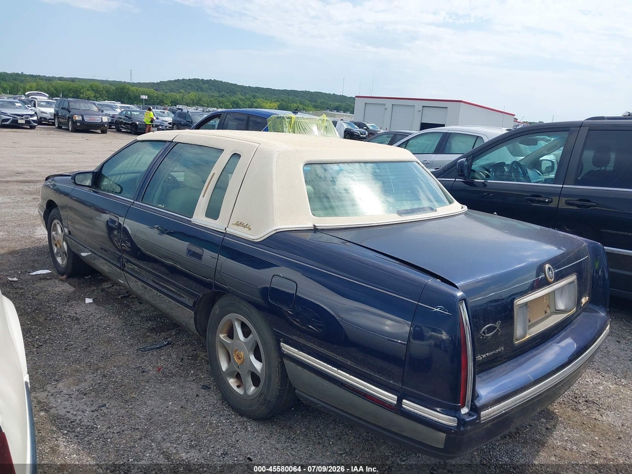 1999 CADILLAC DEVILLE STANDARD · 3/11