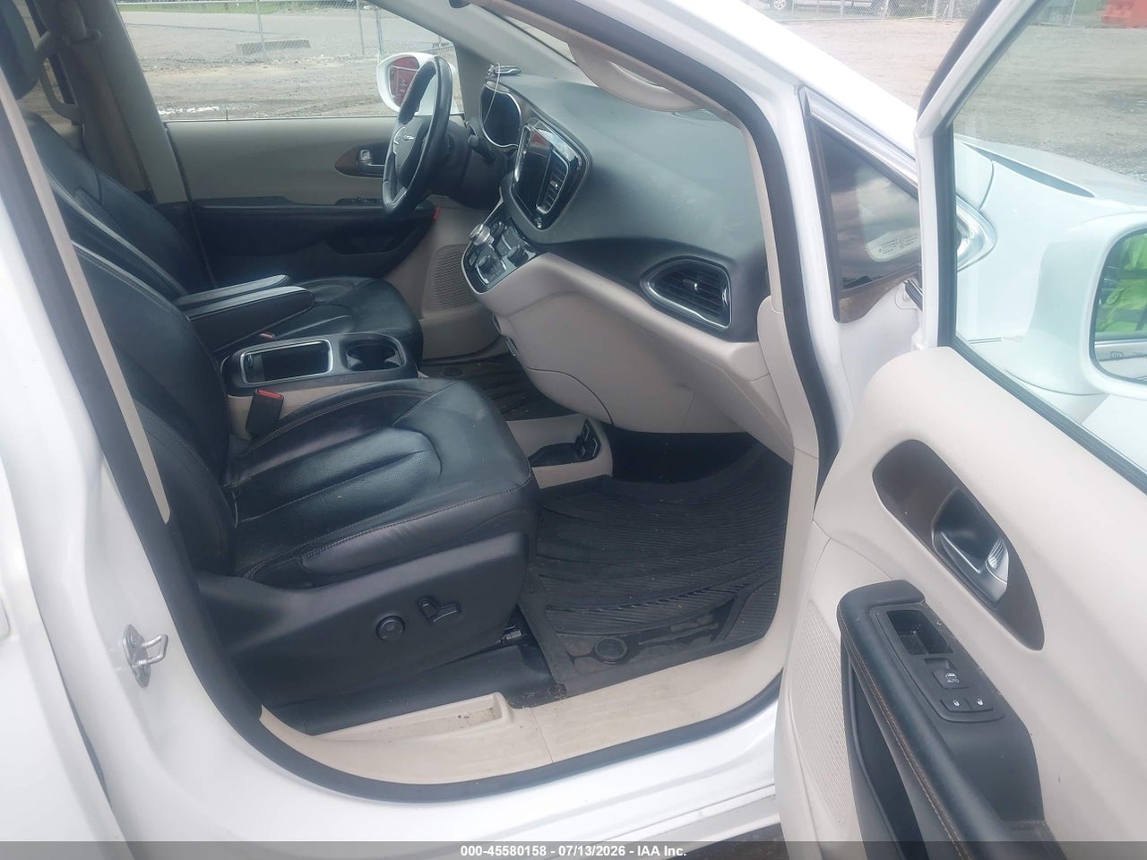 2017 CHRYSLER PACIFICA TOURING-L PLUS · 5/11