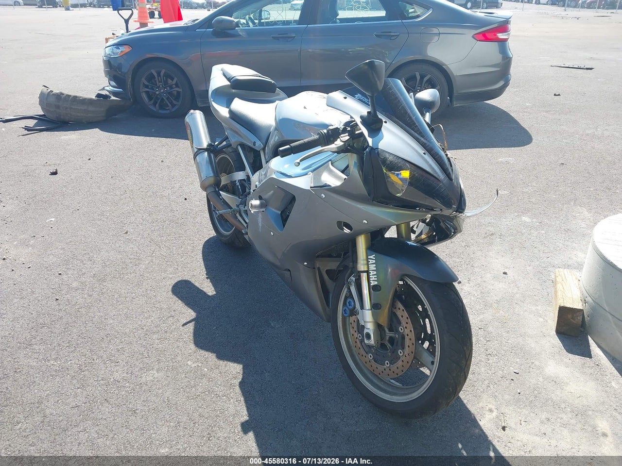 JYARN05Y71A****** · 2001 YAMAHA YZFR1