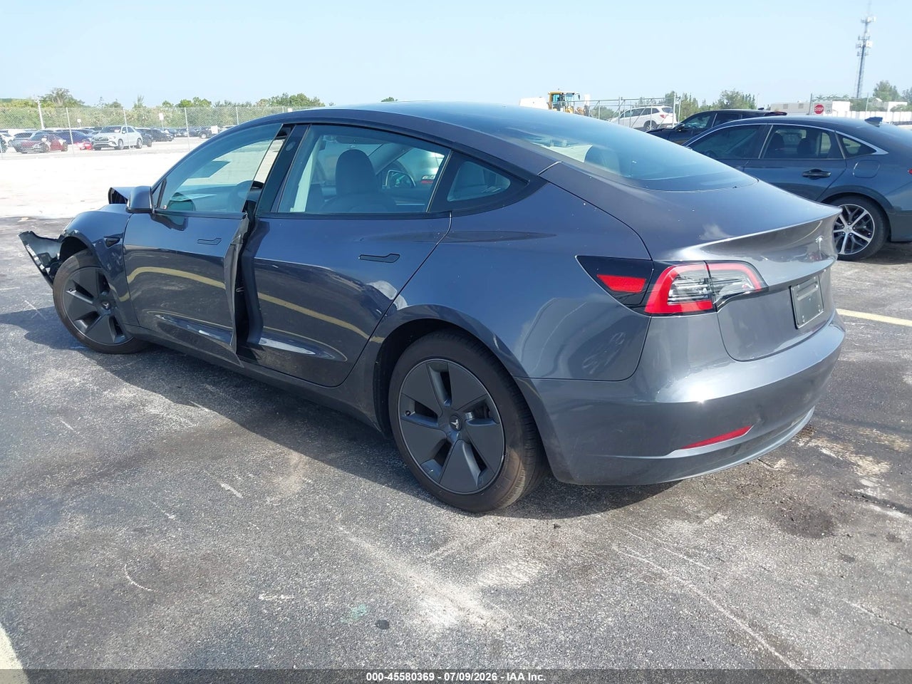 2023 TESLA MODEL 3 REAR-WHEEL DRIVE · 3/9